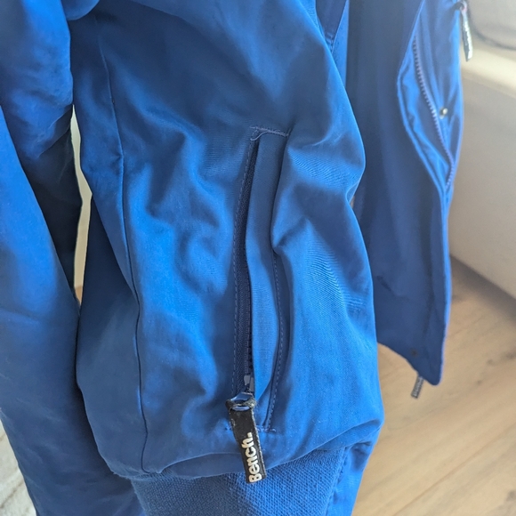 Like New Royal Blue Bench Jacket - Picture 6 of 12